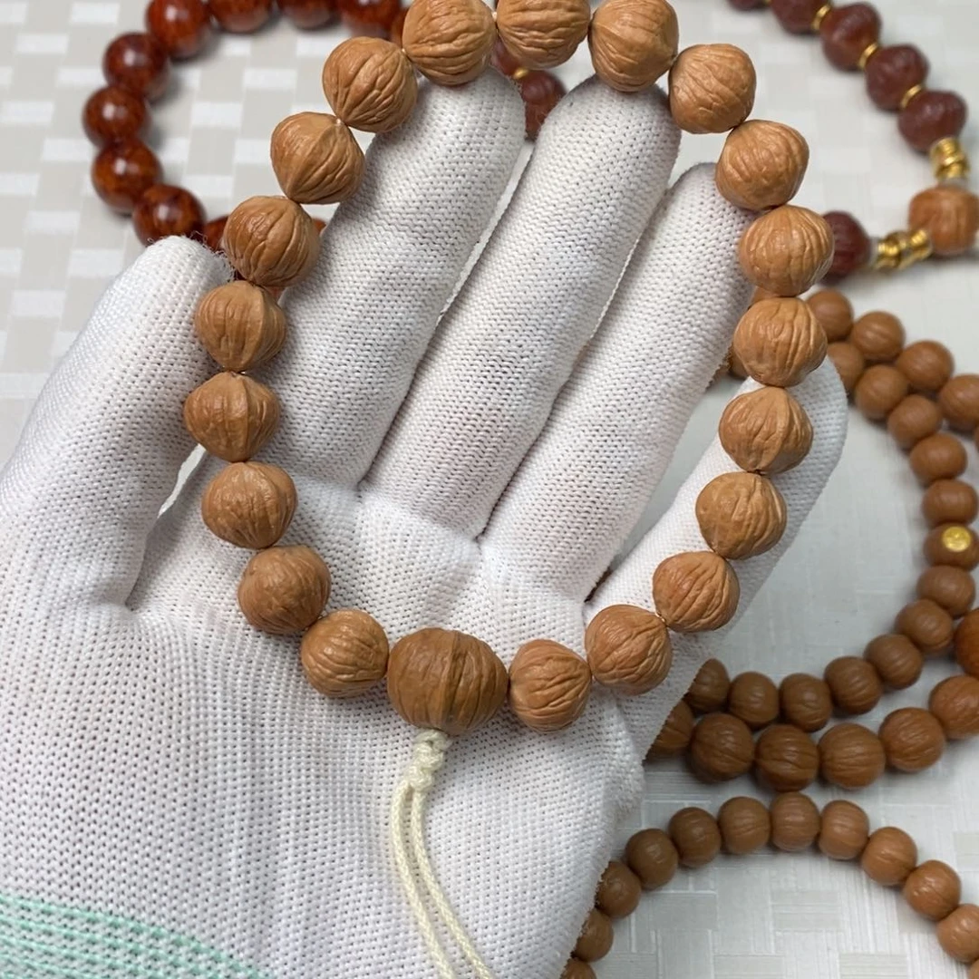 猴头核桃吊坠原皮灯笼