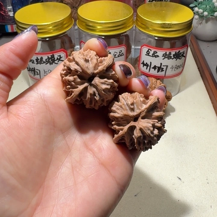 不***的文玩核桃吊坠38全品原装苹果园