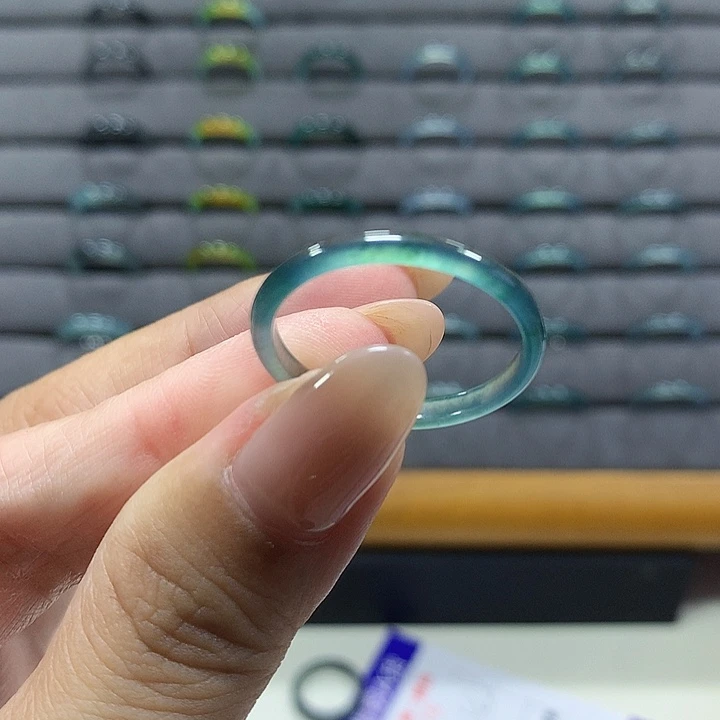 四***海翡翠未镶嵌戒圈 6161