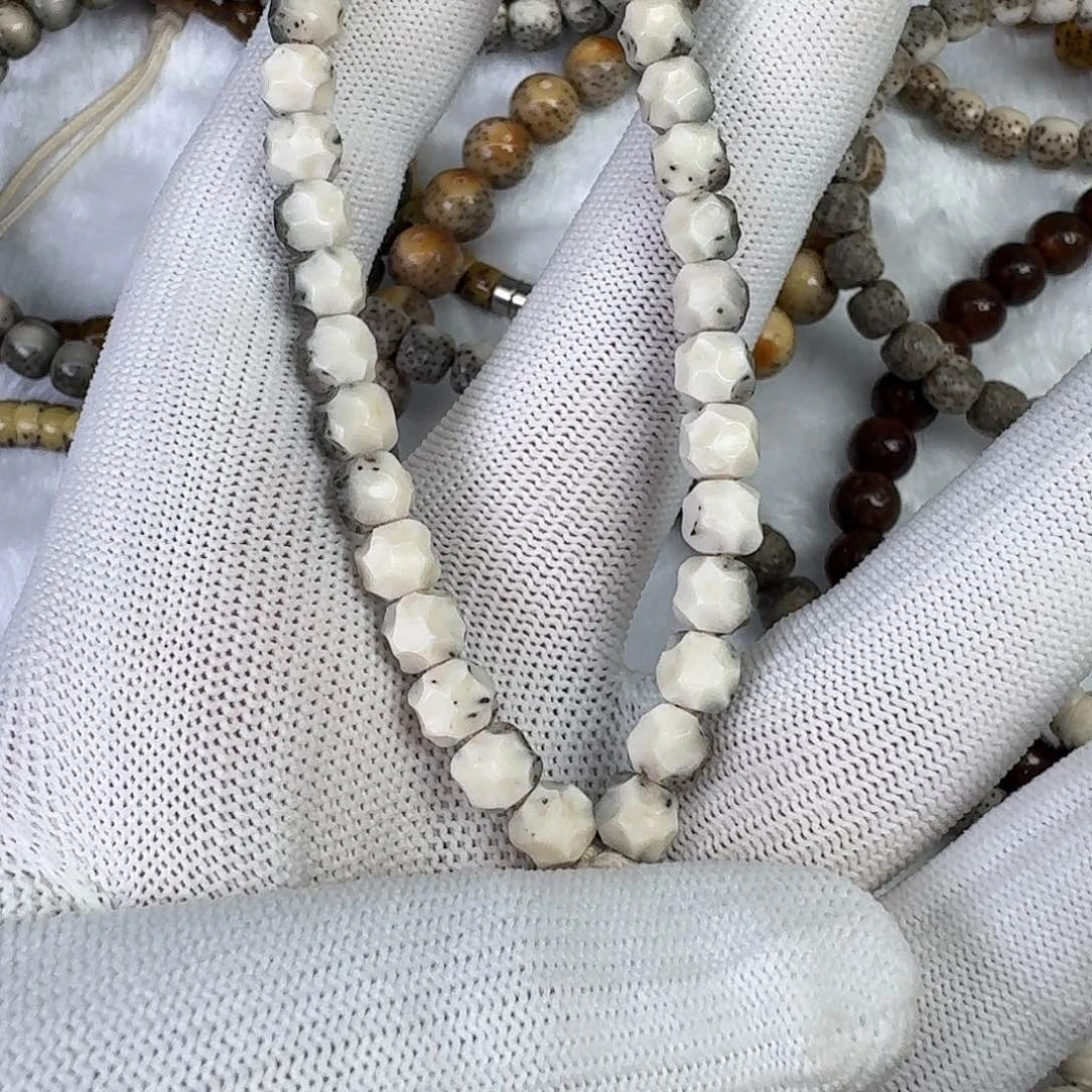 Z***i星月菩提吊坠玉化绿背