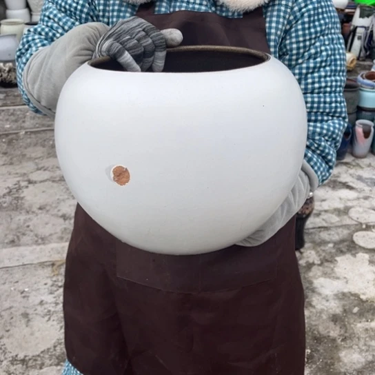 红陶口22高23瑕疵