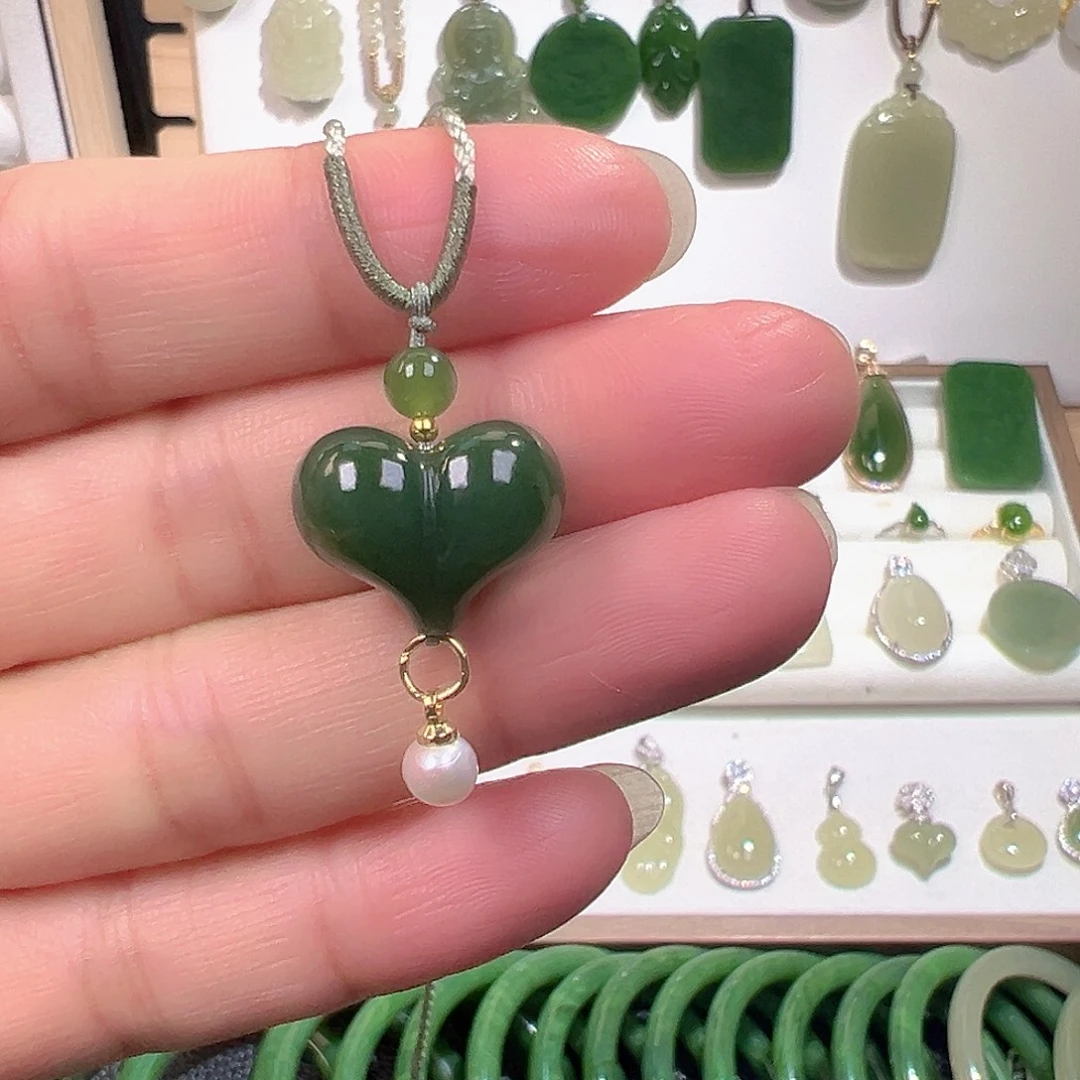 和田玉（碧玉）未镶嵌颈饰