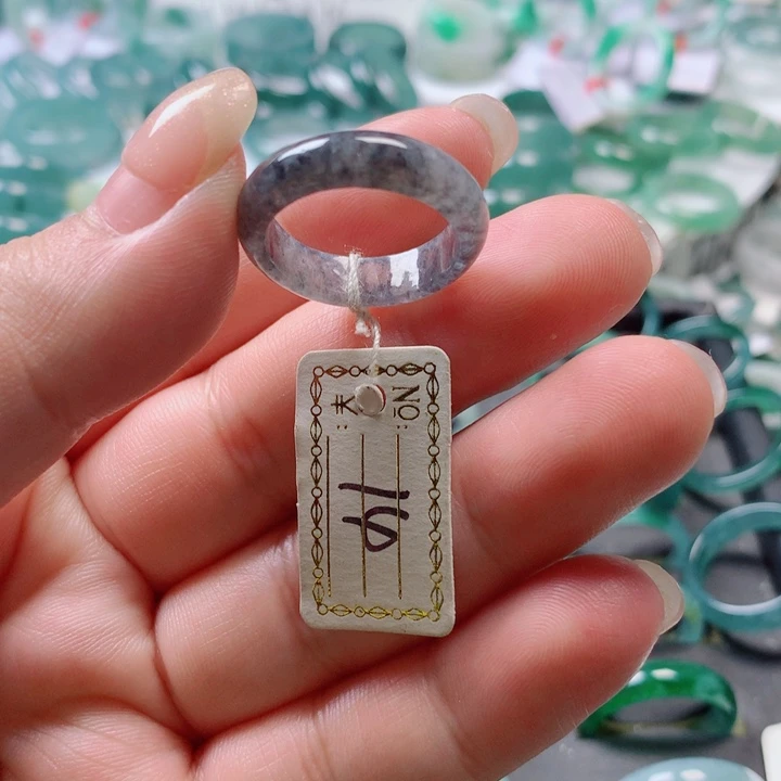 翡翠戒指未镶嵌戒指