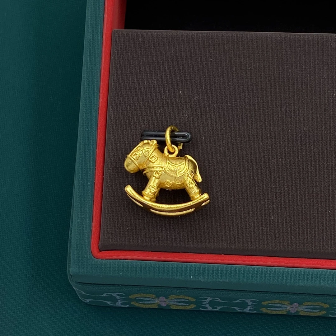 摇摇小木马吊坠A261