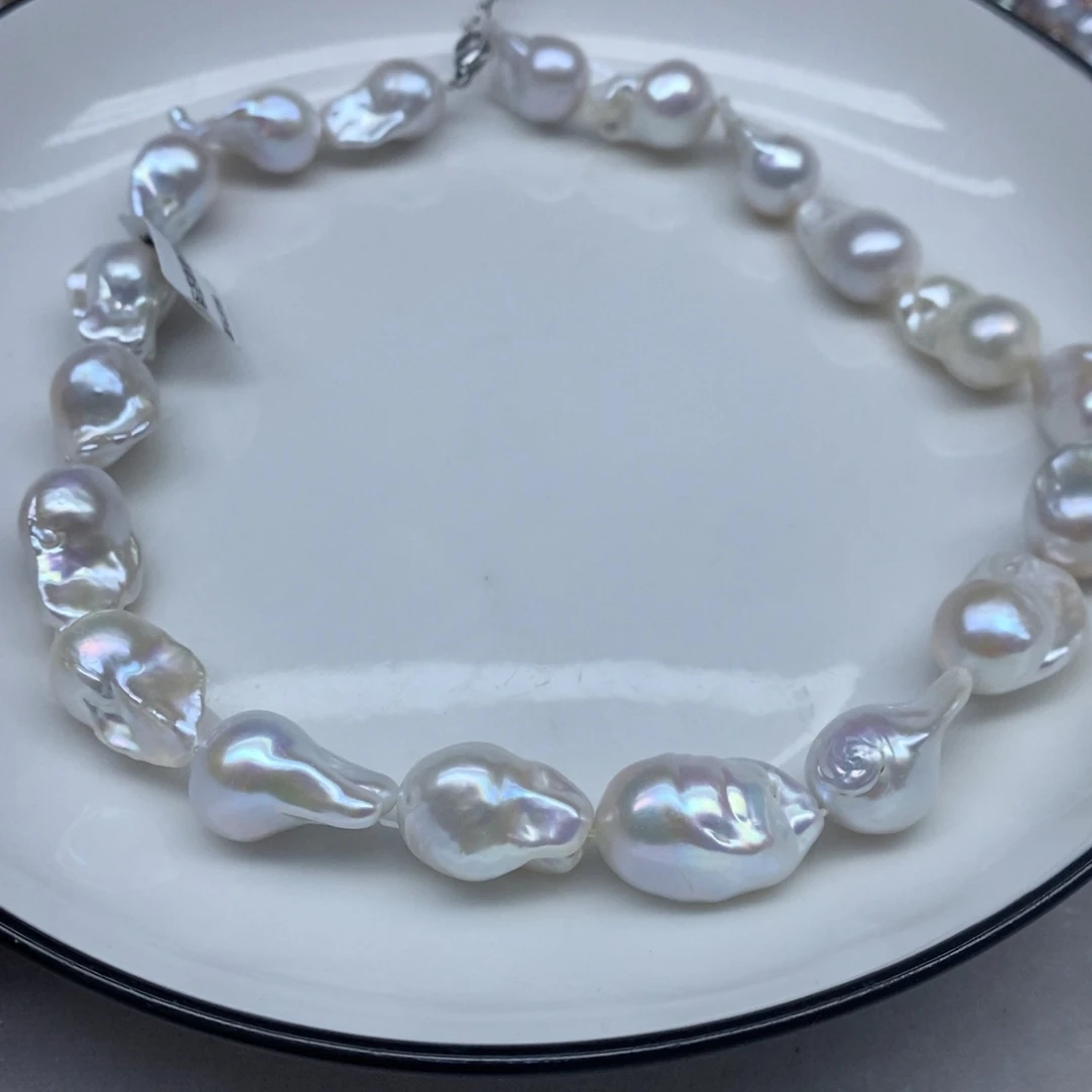 颈饰未镶嵌淡水珍珠