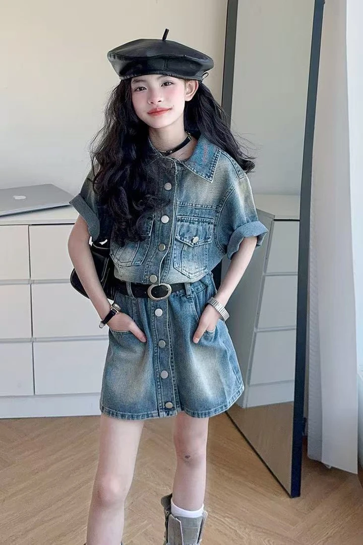 【雷哥潮妞】2025甜美夏季女极简风休闲风套装牛仔港风时尚女孩