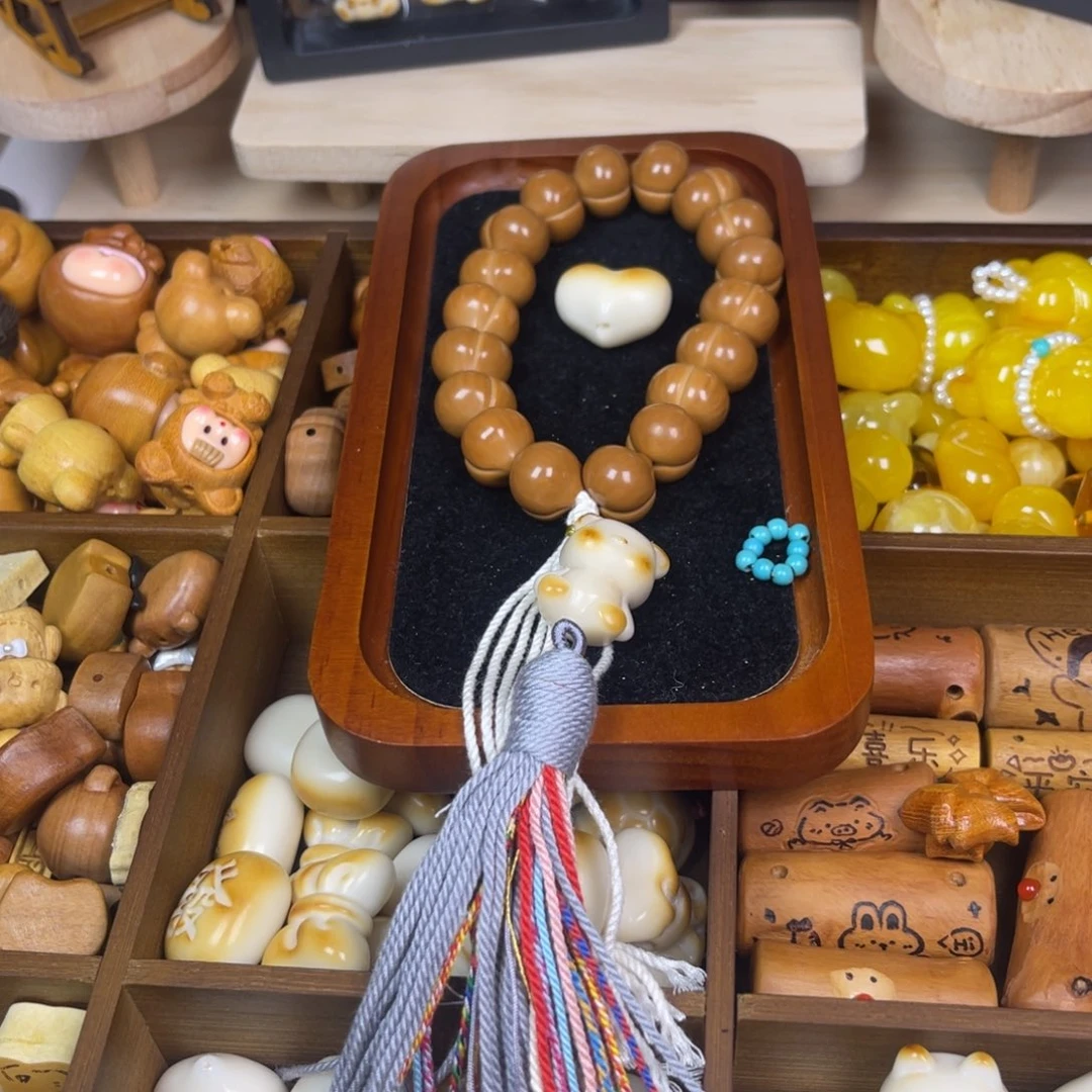 大***吸手串猴头核桃猴头