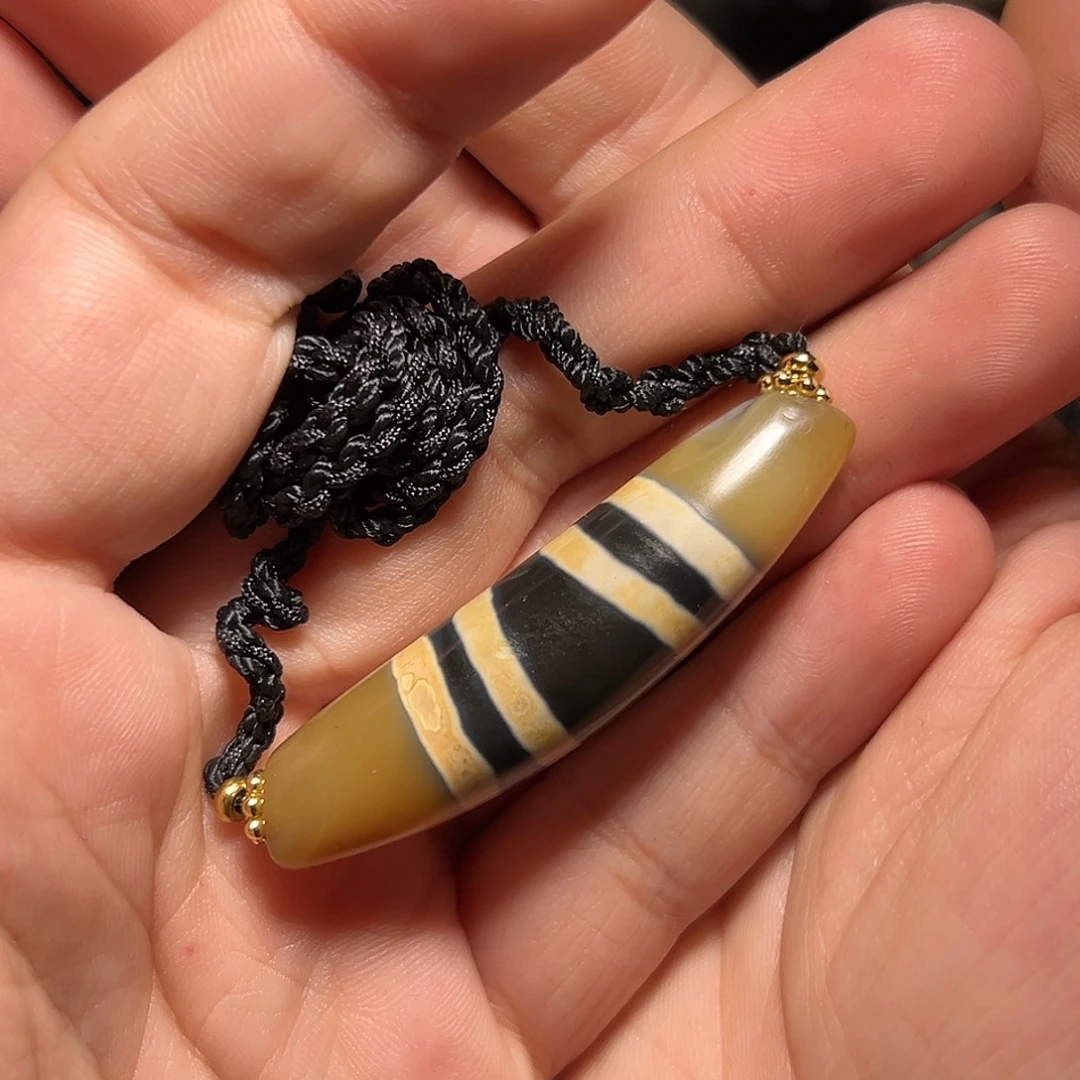 玛瑙/玉髓未镶嵌珠宝奇石