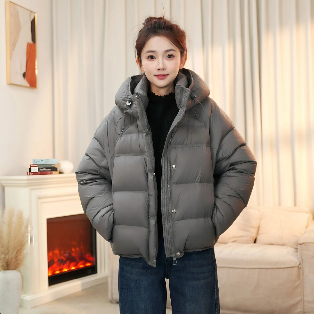 磁吸扣泡芙2024冬季新款气质时尚百搭短款连帽女装羽绒服外套033