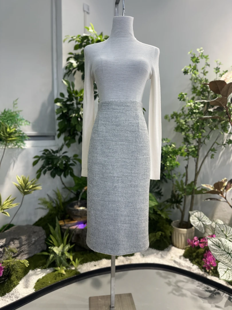 剀剀莉 冬季新款（云烟）灰色长款气质保暖时尚显白显瘦减龄半身裙