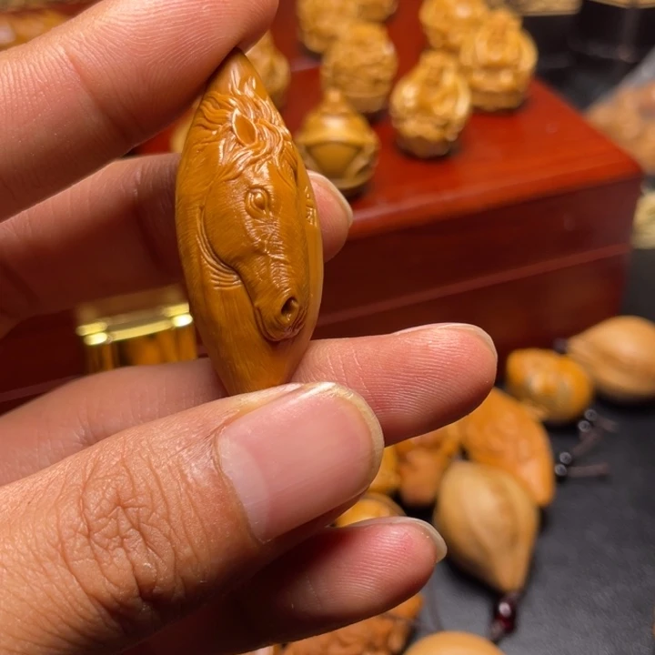 橄榄核手串橄榄球