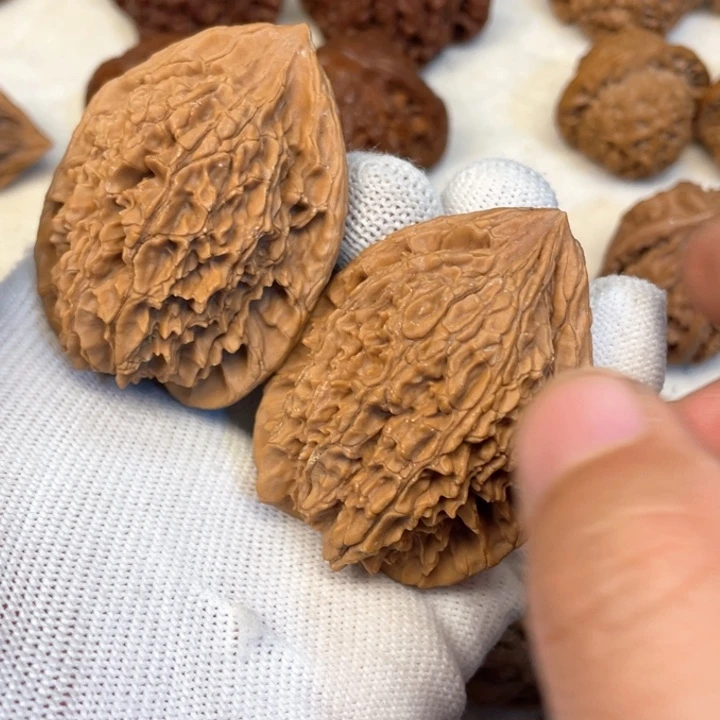 核桃其他和*秦岭核桃秦鸡