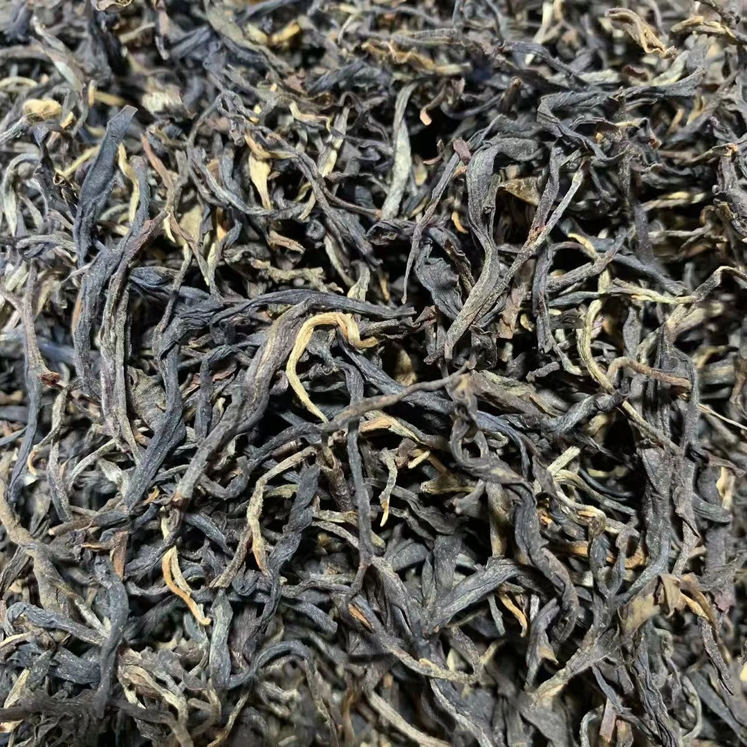 2011年景迈哎冷山头春头采古树生茶普洱茶散茶100g