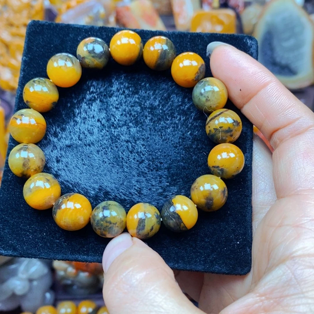 未镶嵌石英质玉（黄龙玉）毛衣链