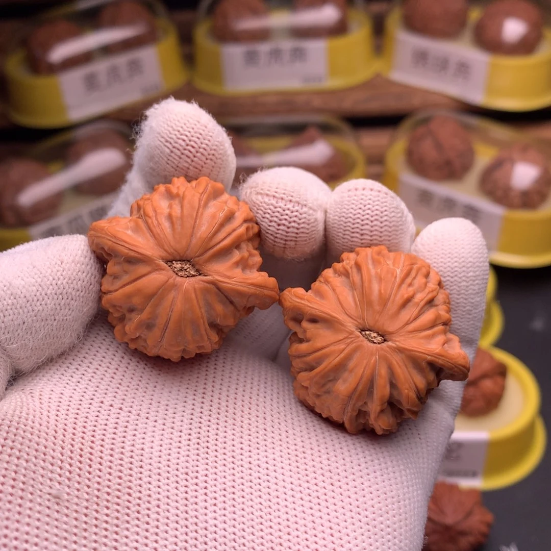 小***星文玩核桃吊坠磨盘