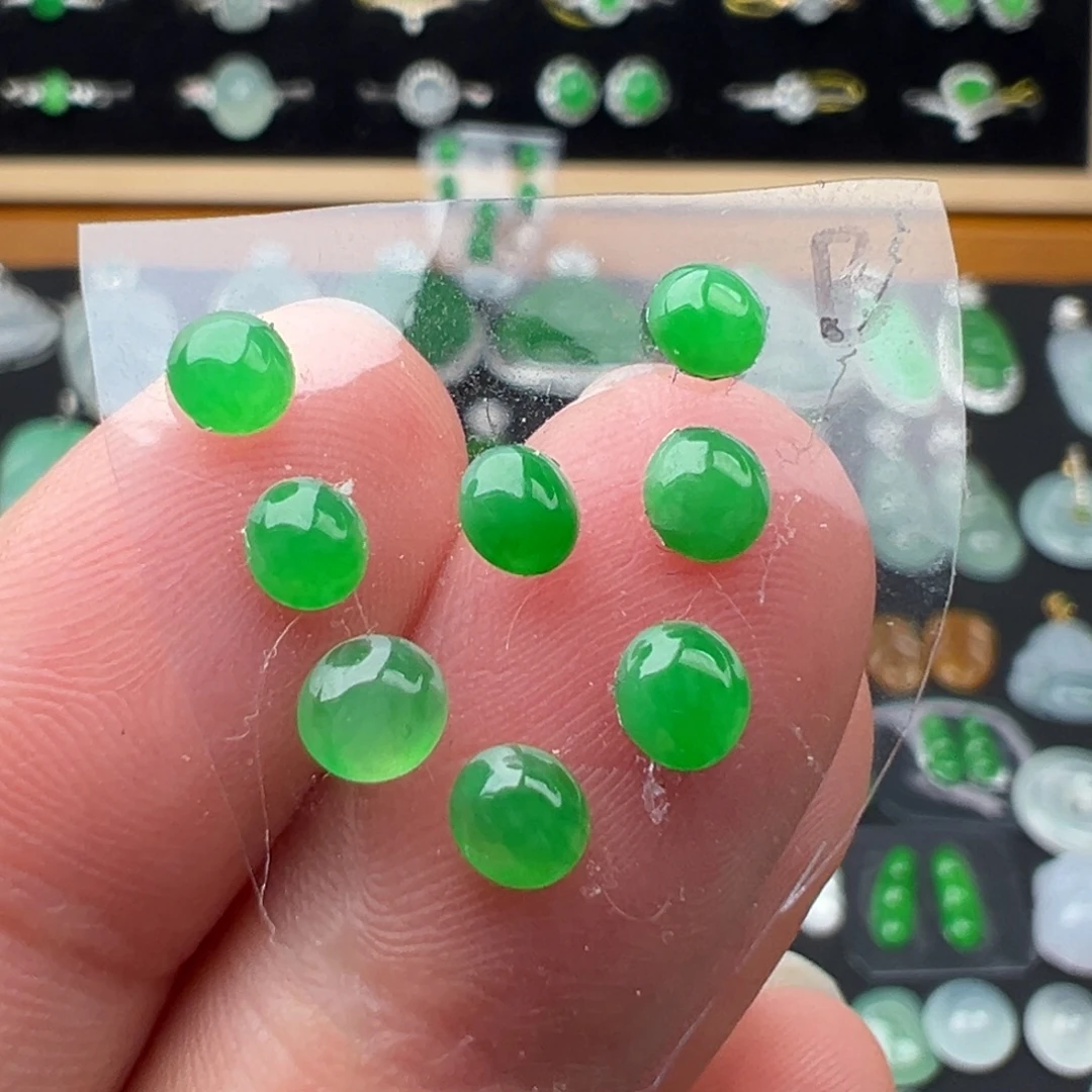 翡翠未镶嵌颈饰b组套链