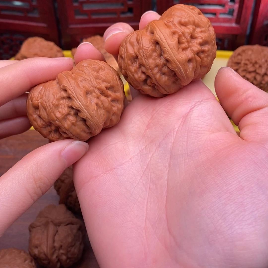 吊坠文玩核桃河**言元宝