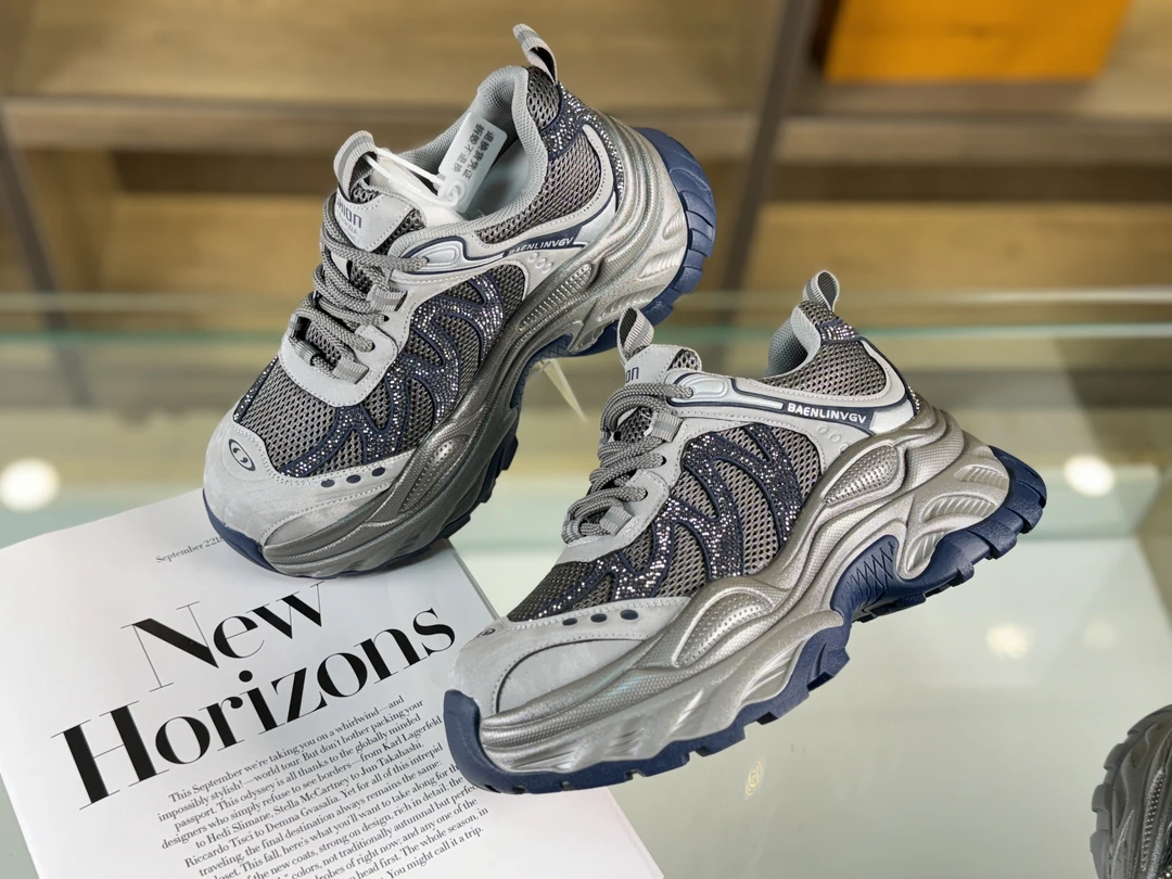 2025秋季新款老爹鞋女增高7cm显脚小厚底舒适百搭水钻运动休闲鞋