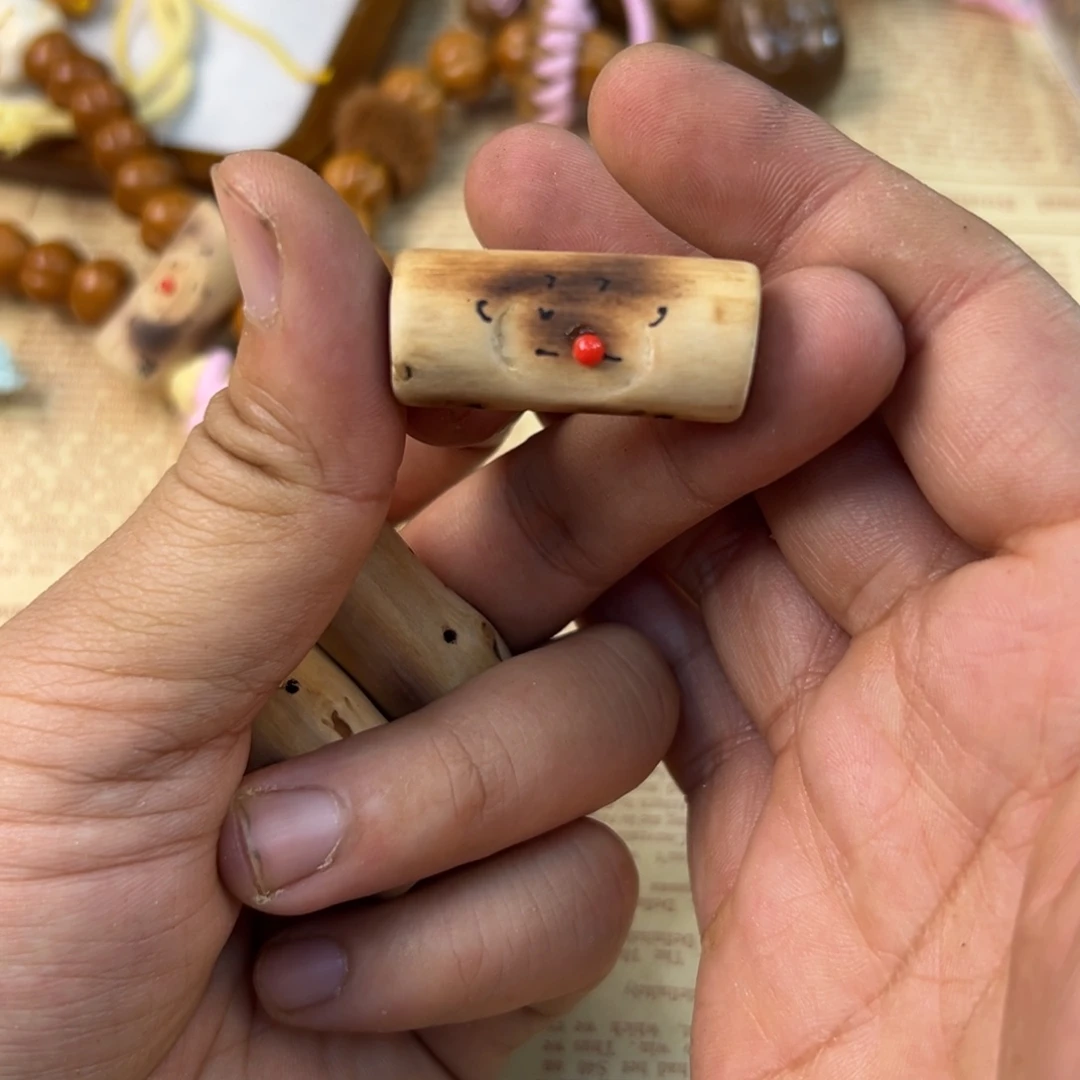 只买单纯的吊坠，没带链子，属的性质。