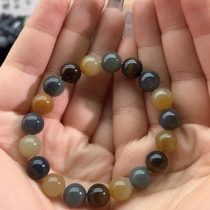 和田玉颈饰未镶嵌楼兰三色10m m