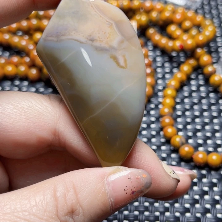 玛瑙/玉髓颈饰未镶嵌?****?