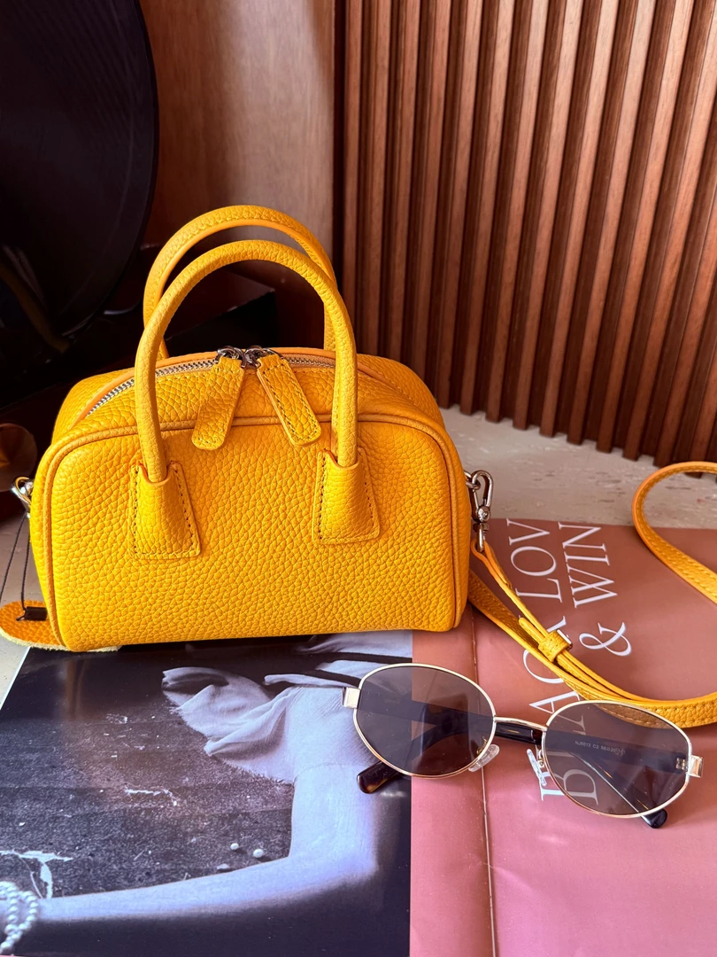 【香姐推荐】【1571】新款贝壳包时尚洋气女式斜挎包真皮