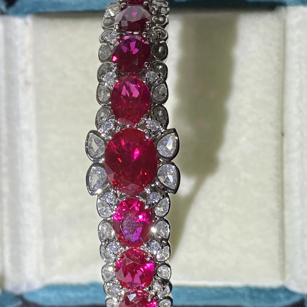 精选B215-典藏轻奢-重工豪华吊坠