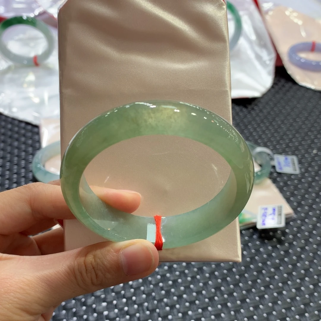 翡翠未镶嵌手镯闪购 9