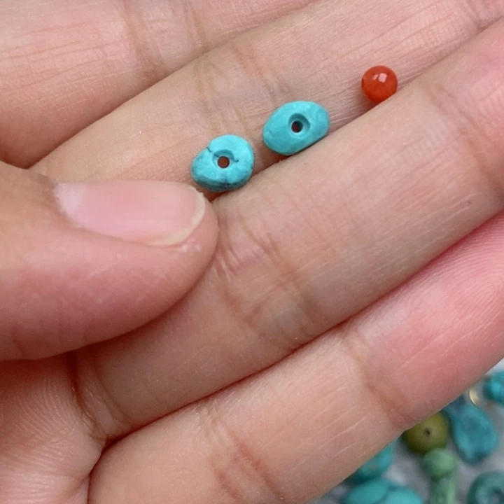 南红玛瑙未镶嵌珠宝奇石