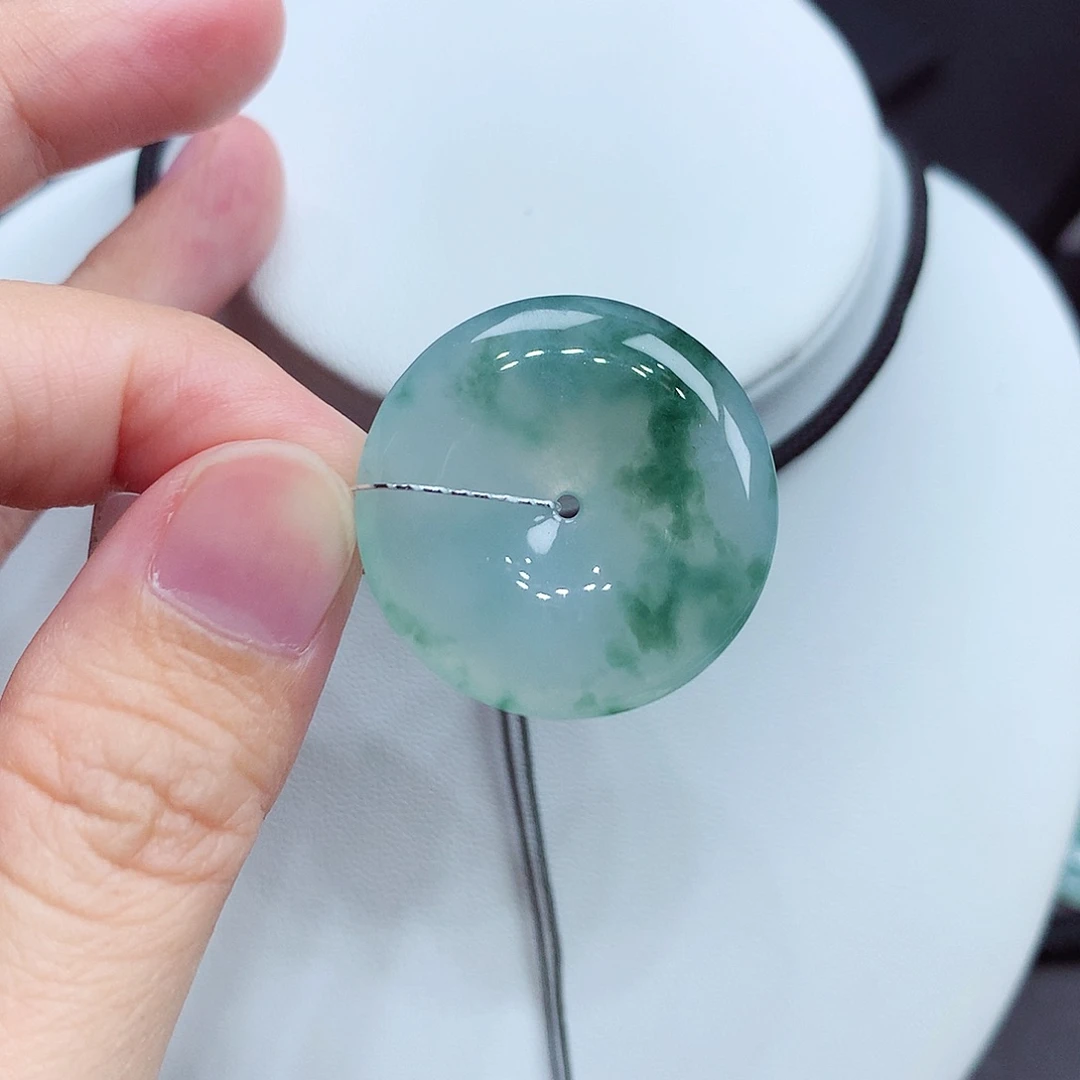 翡翠未镶嵌颈饰翡翠61，27.5/5.3