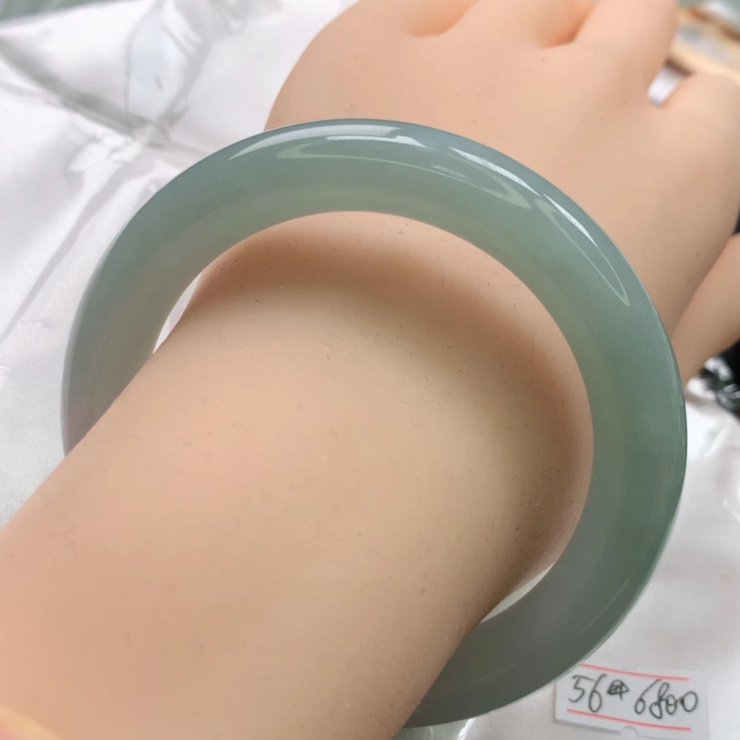 翡翠手镯未镶嵌缅甸翡翠5657