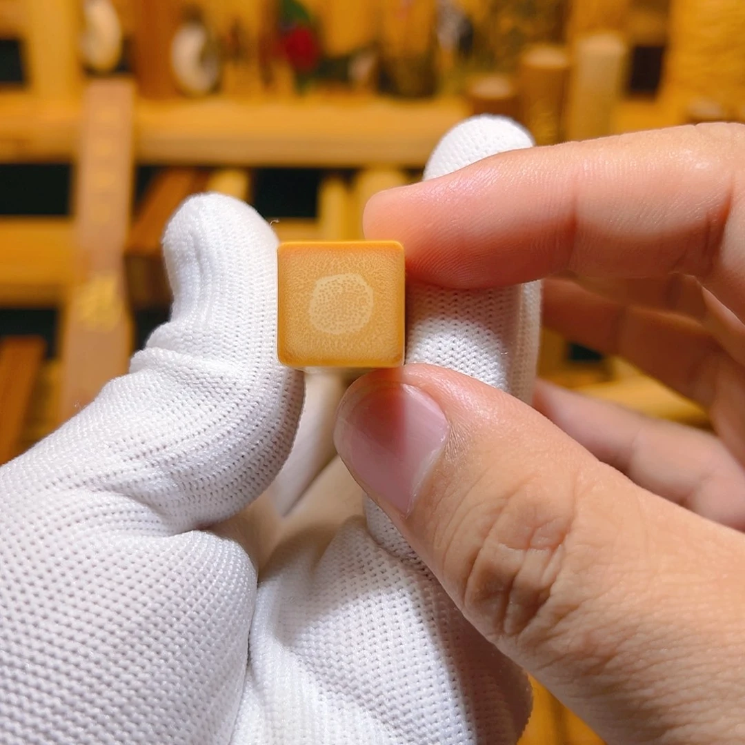 个***瘦竹雕……………………………………………………