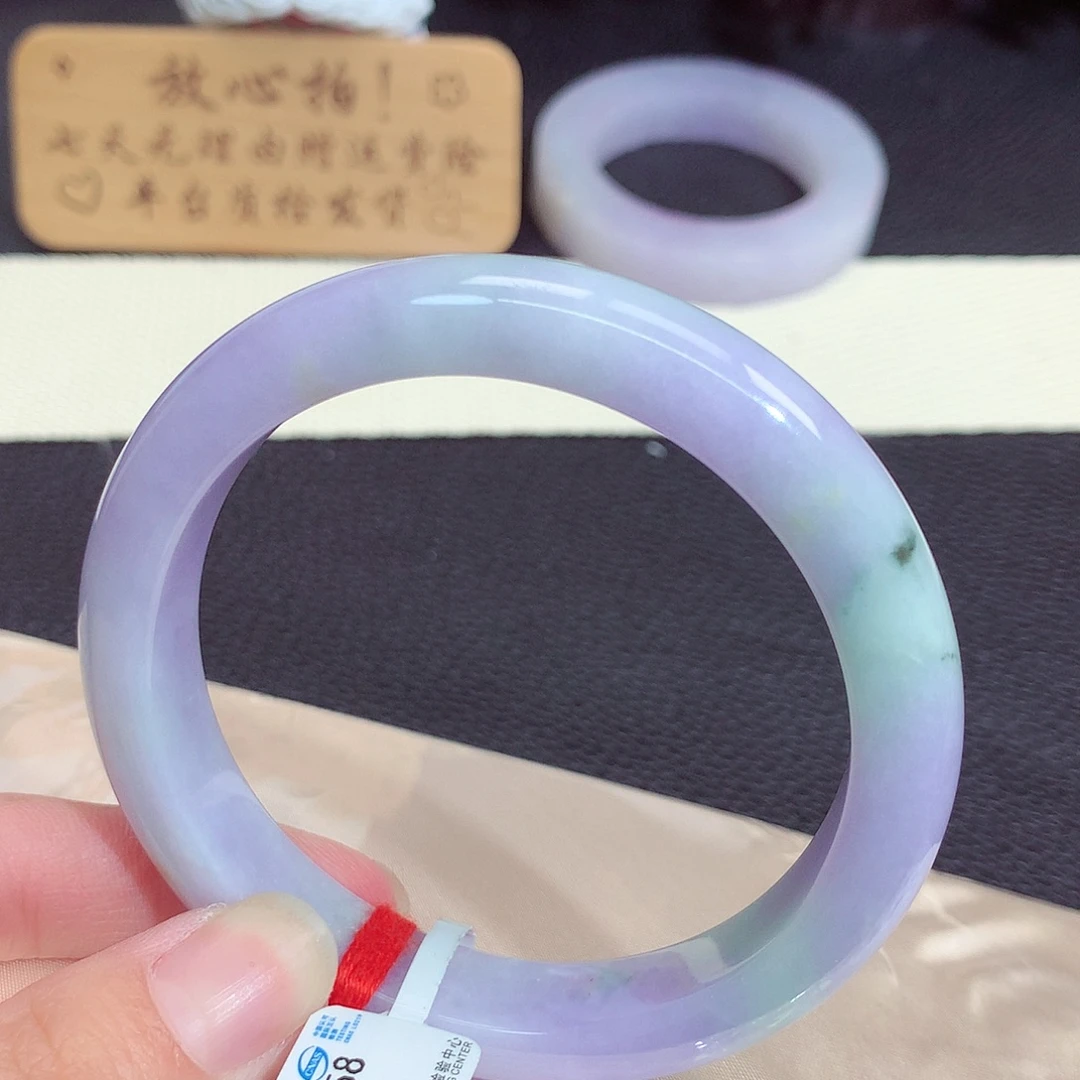 未镶嵌手镯翡翠500