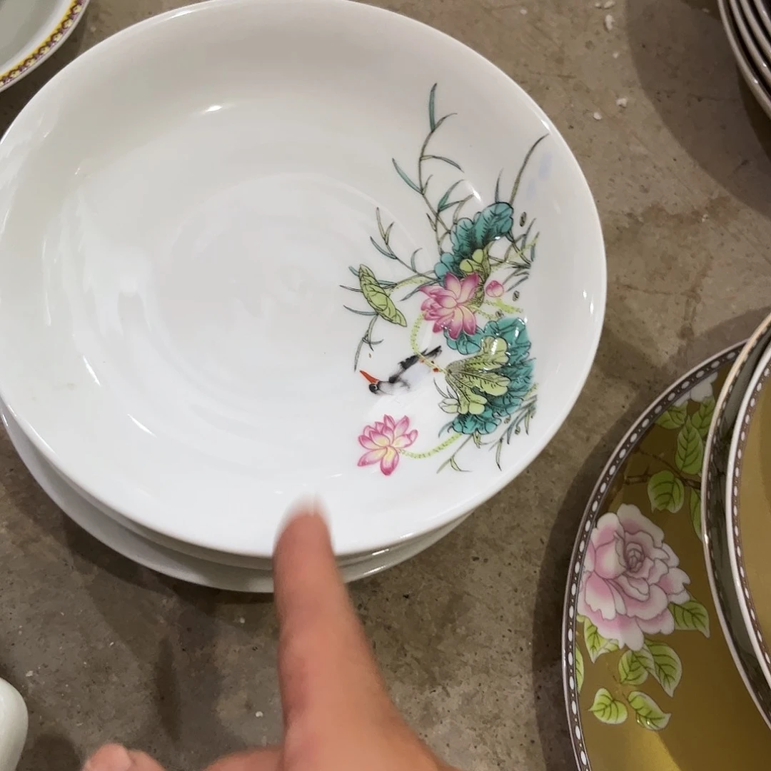 瓷片七寸深盘四个微瑕