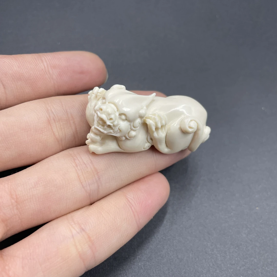 【假一赔四】42*19*17mm手工雕刻貔貅挂件天然保真猛犸牙饰品6252
