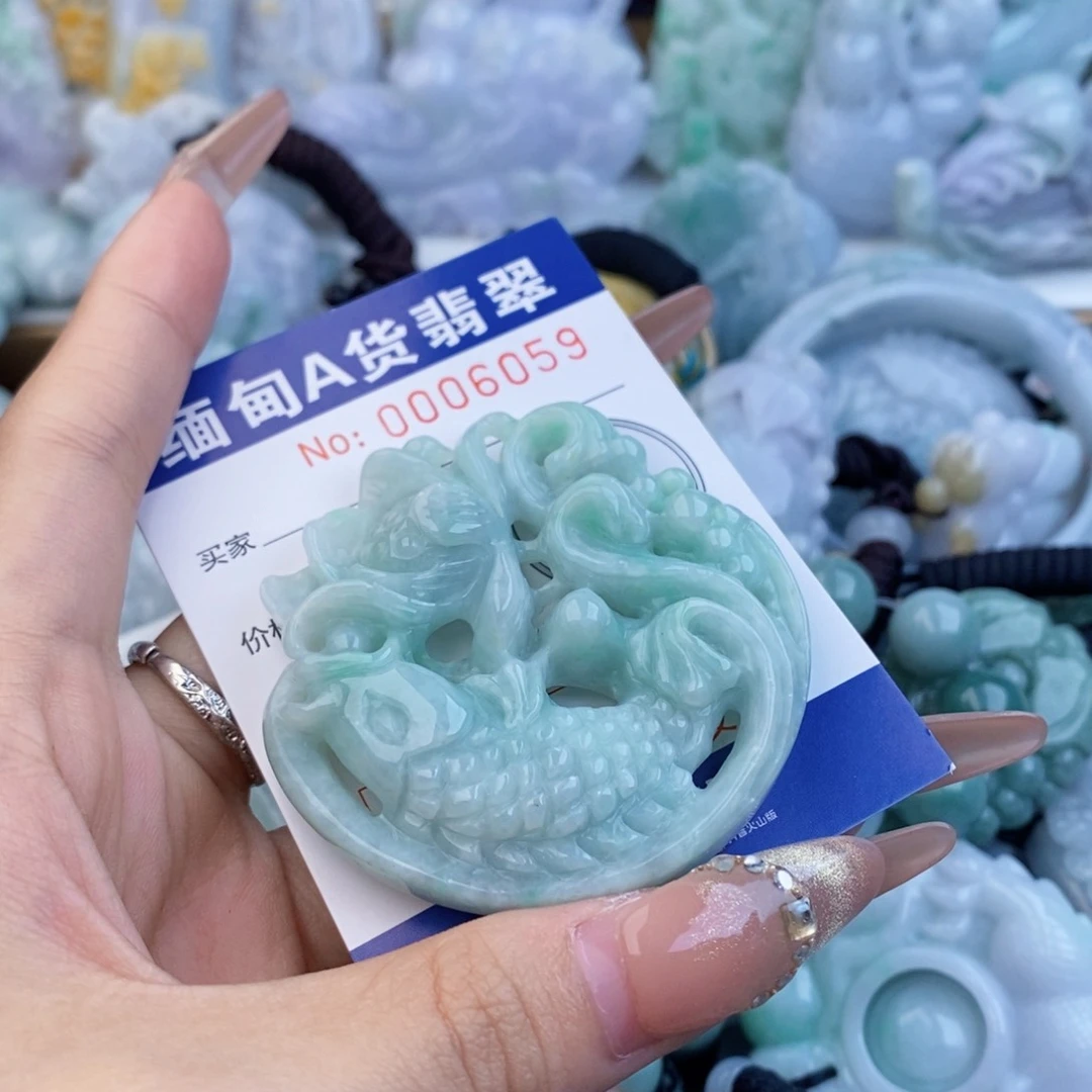 翡翠未镶嵌吊坠(不含链)