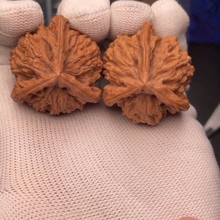 文玩核桃吊坠盘山