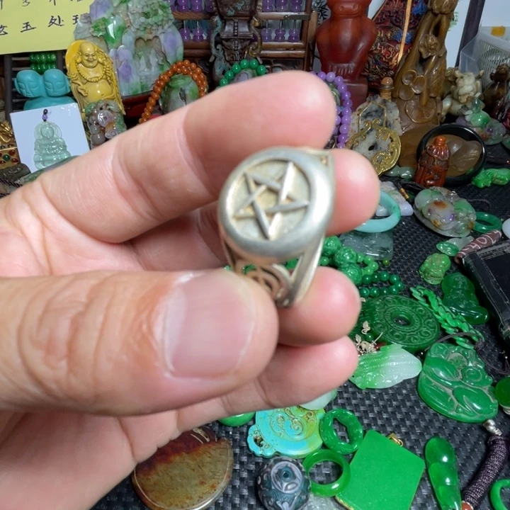 滴血莲花菩提吊坠
