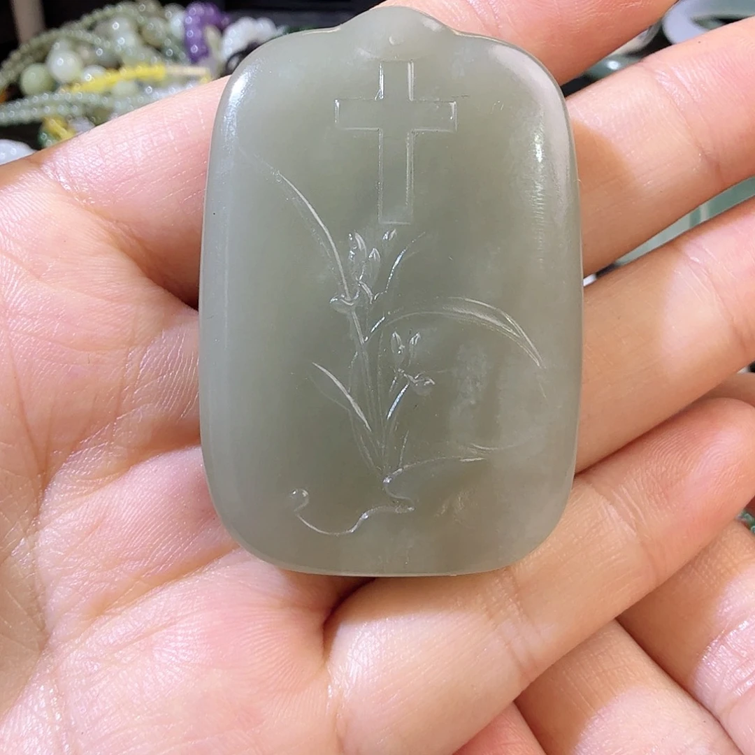 和田玉未镶嵌颈饰清货有棉不退换