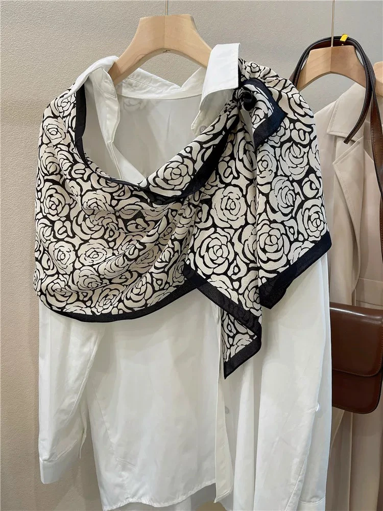 100桑蚕丝36乘150尺寸，山茶花双绉长巾网红丝巾气质优雅百搭款