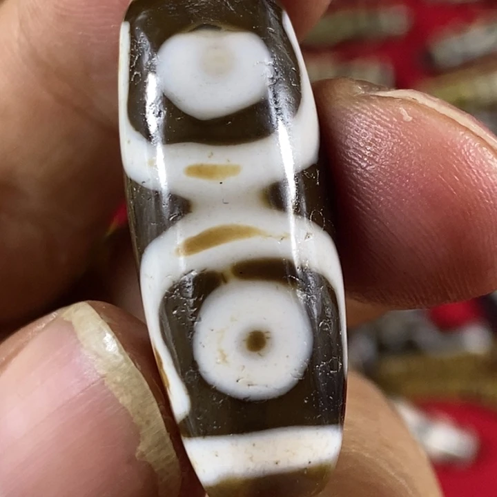只买单纯的吊坠，没带链子，属的性质。
