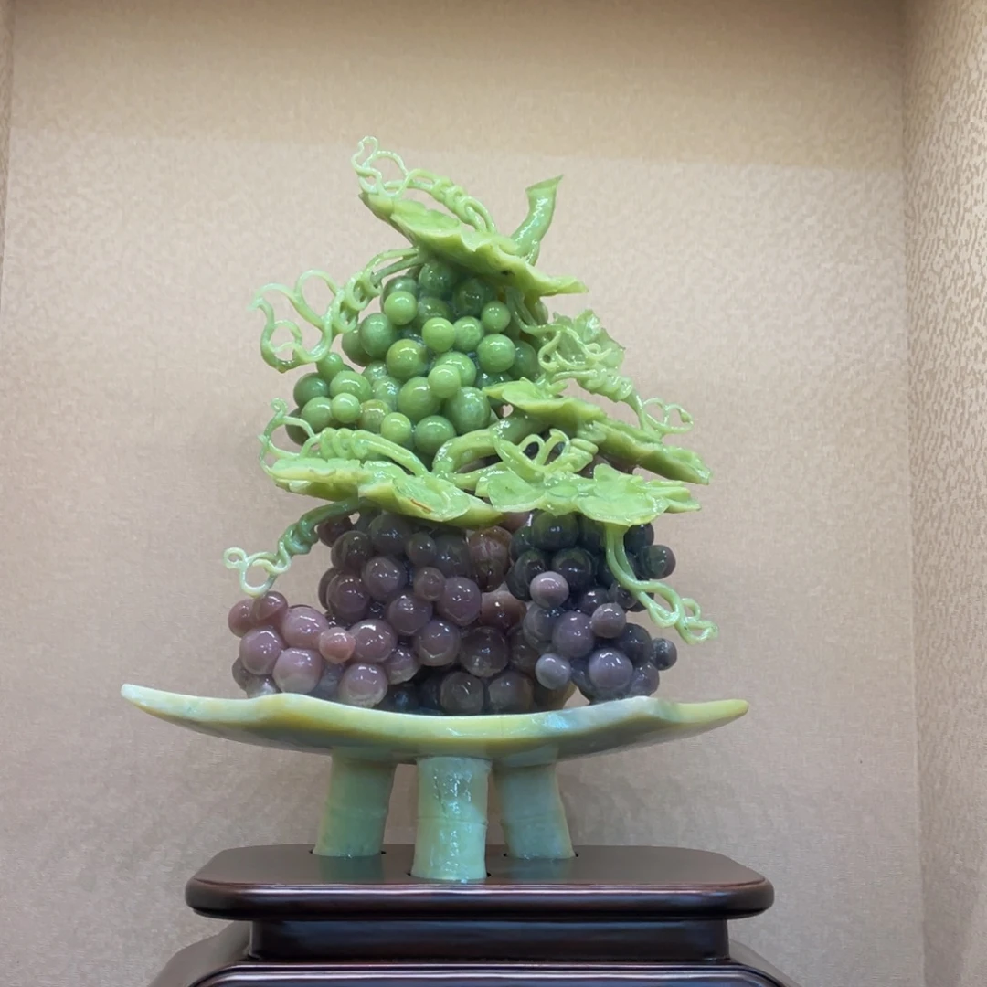 蛇纹石玉未镶嵌摆件