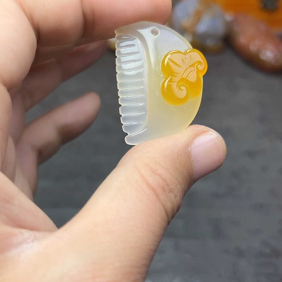 铭***哥玛瑙/玉髓未镶嵌天然玉石手把件吊坠