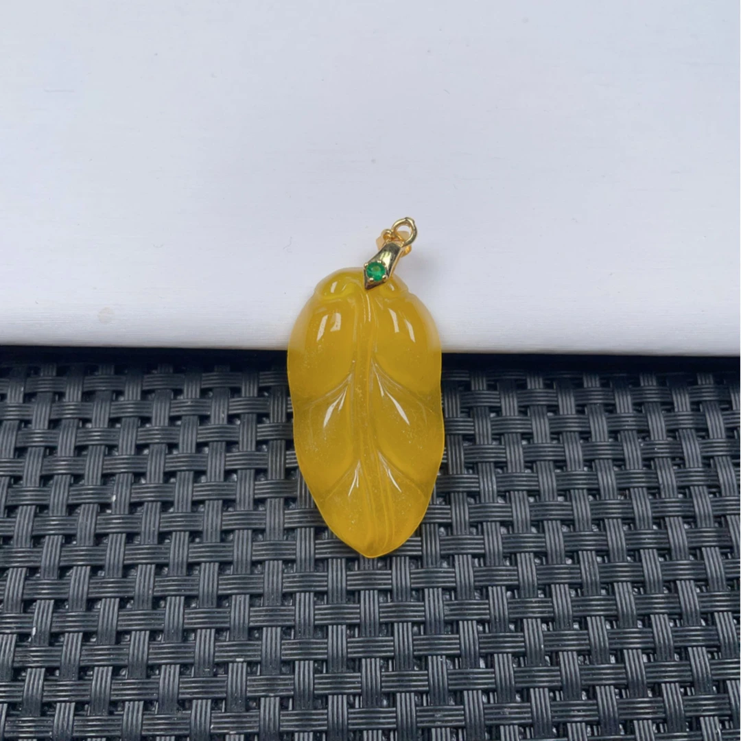 （清货）D157黄叶子吊坠时尚多样性发一