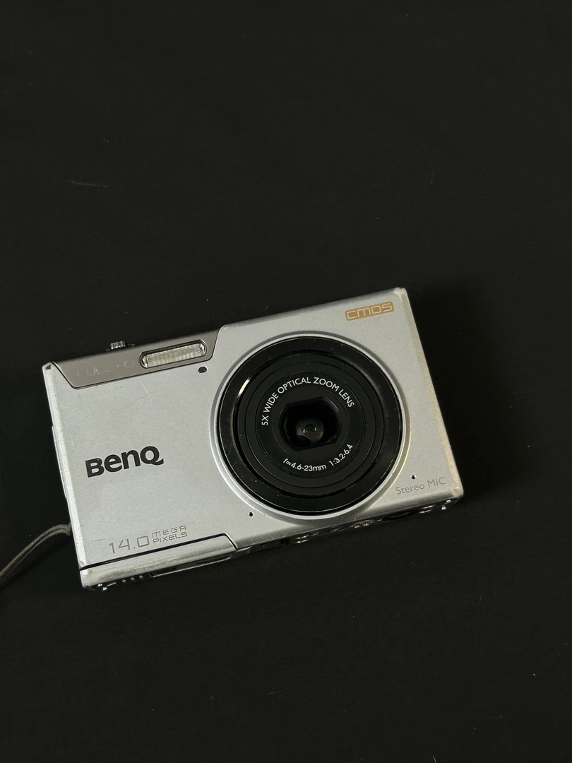 8新 Benq/明基 lr100 银色 特价款 成色一般 有瑕疵功能没问题