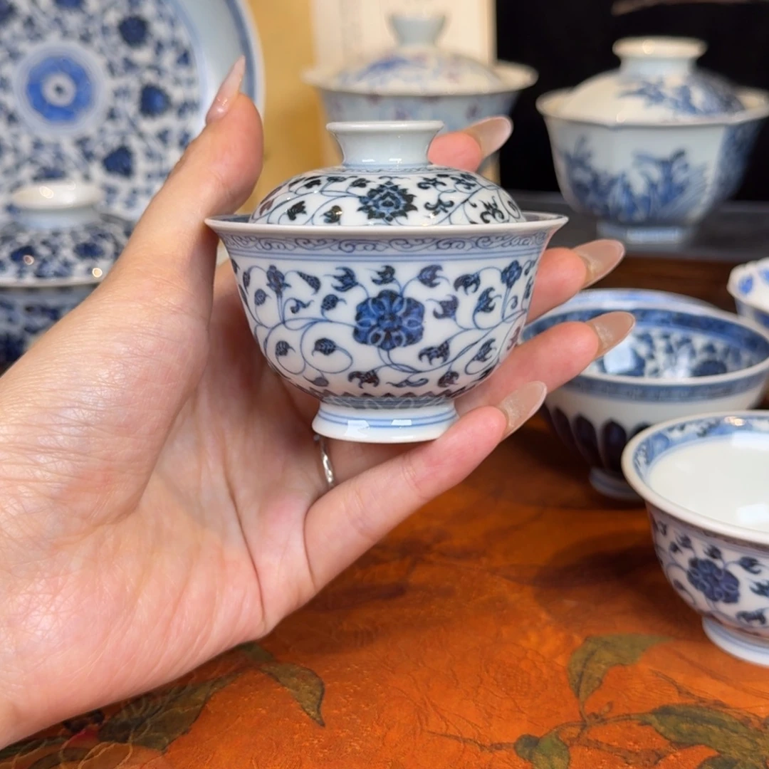 元煦窑青花缠枝莲盖碗迷你