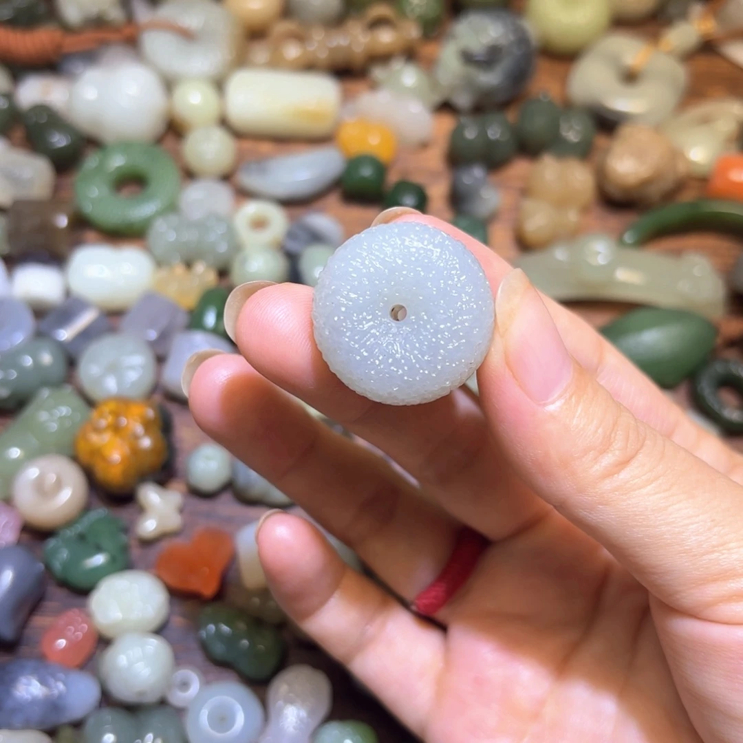 建***院未镶嵌和田玉珠宝半成品