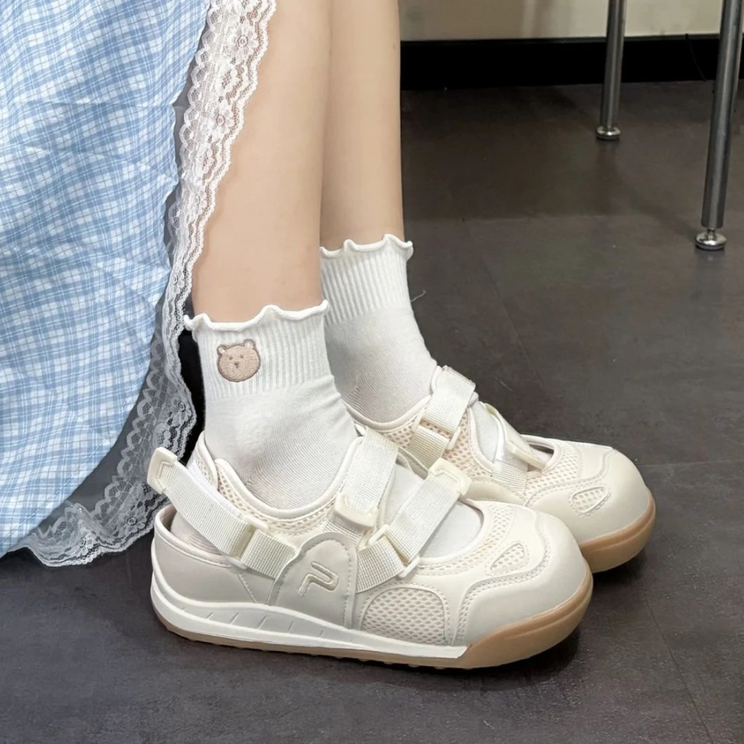 丑萌镂空魔术贴小白鞋女凉鞋夏季新款chic小众设计玛丽珍阿甘板鞋