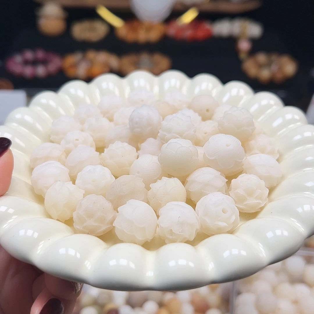 手串菩提根/象牙果瑕疵16白莲花20颗有裂