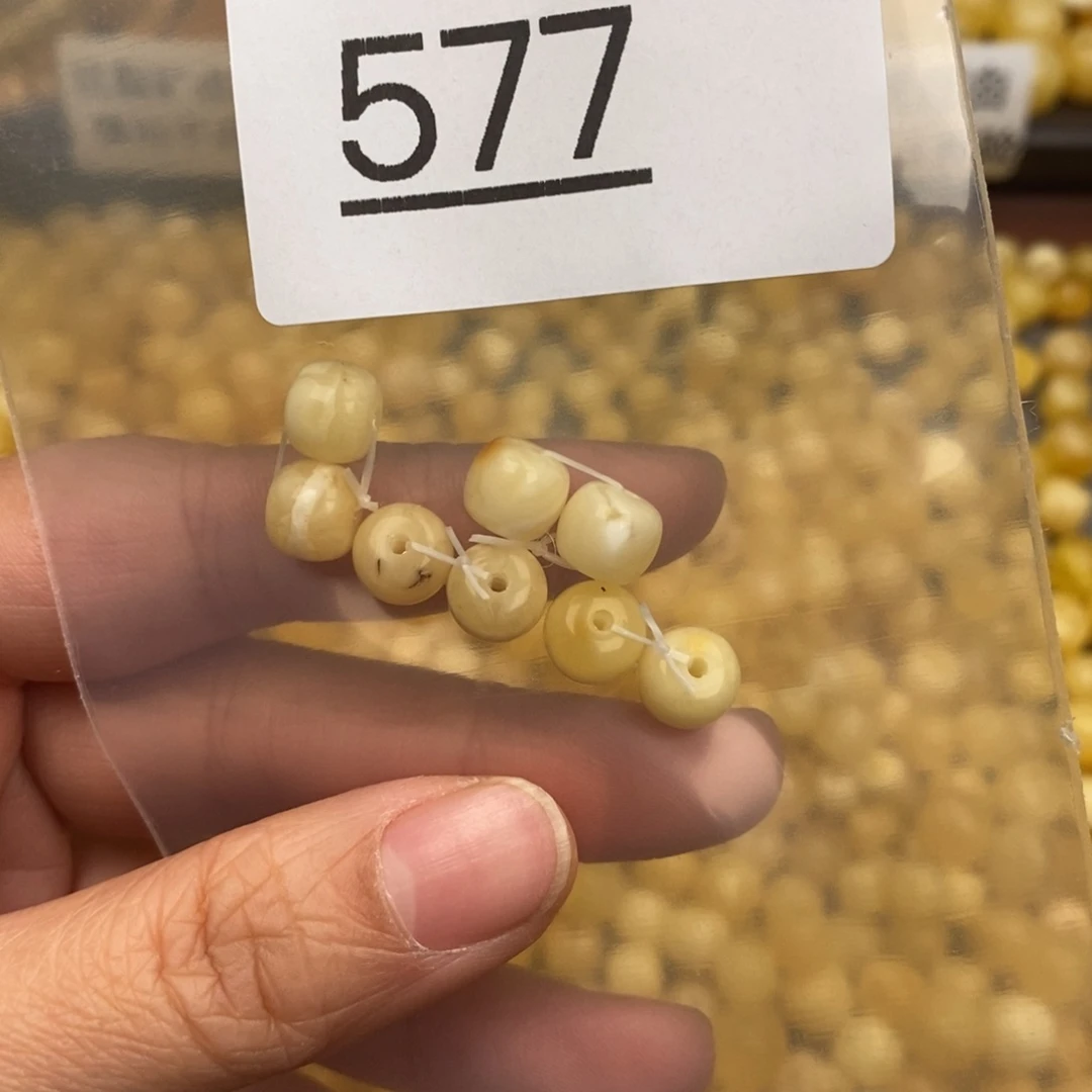 蜜蜡珠宝奇石未镶嵌